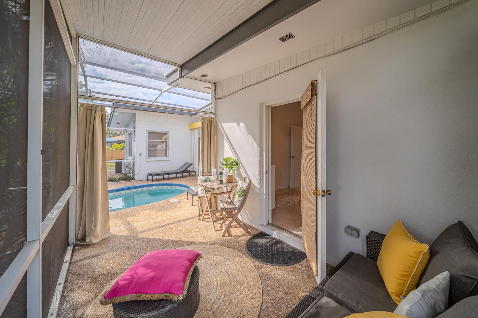 Fantastic Island House 1 Mile To The Beach With Heated Pool Sarasota Exteriér fotografie