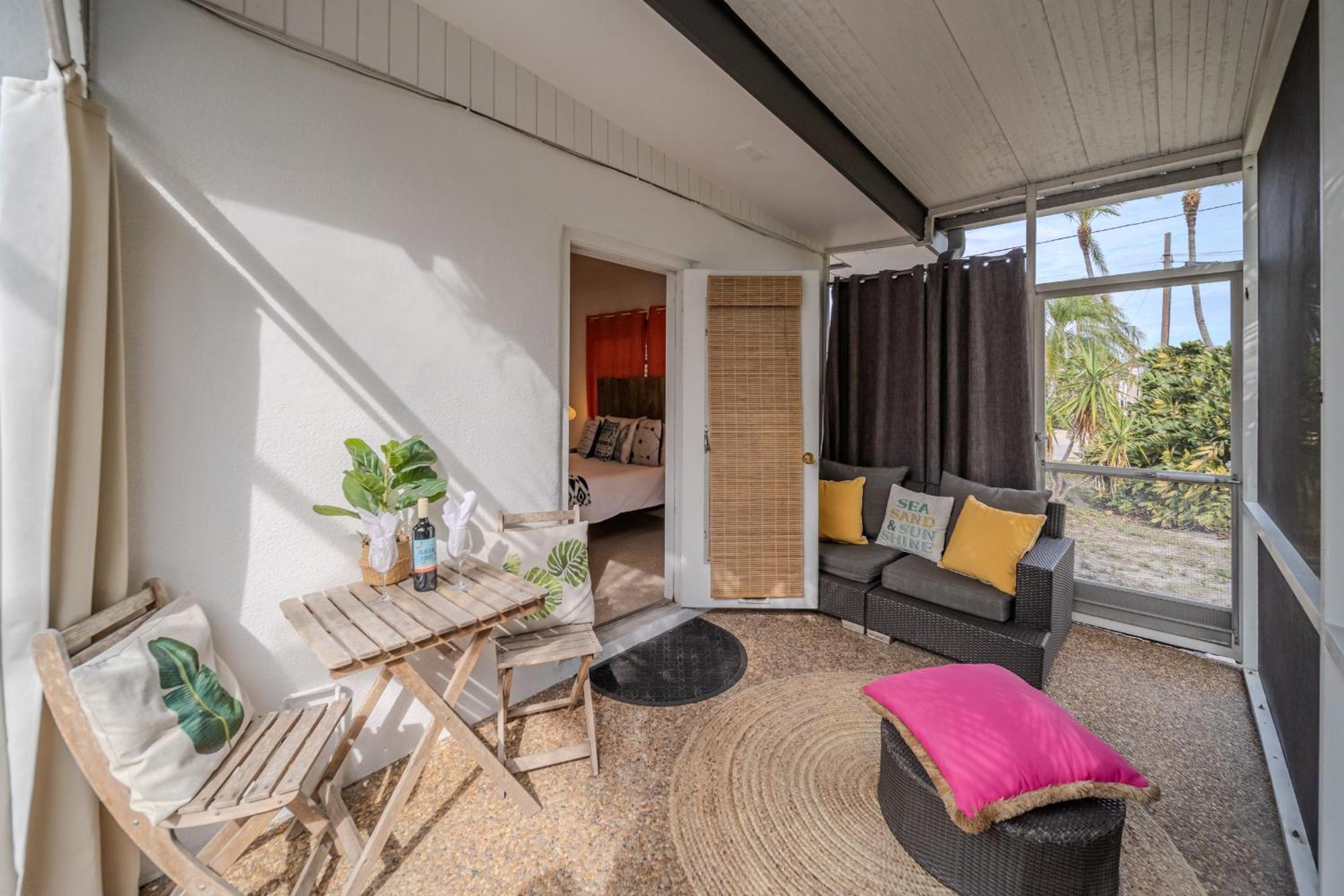 Fantastic Island House 1 Mile To The Beach With Heated Pool Sarasota Exteriér fotografie